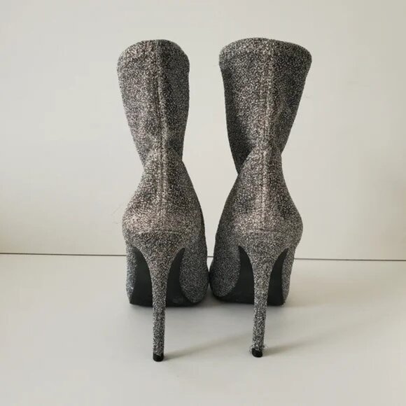 Jessica Simpson Silver Stretch Shimmer Sock Booties - Picture 4 of 4